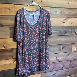 2XL LuLaRoe Perfect Tee